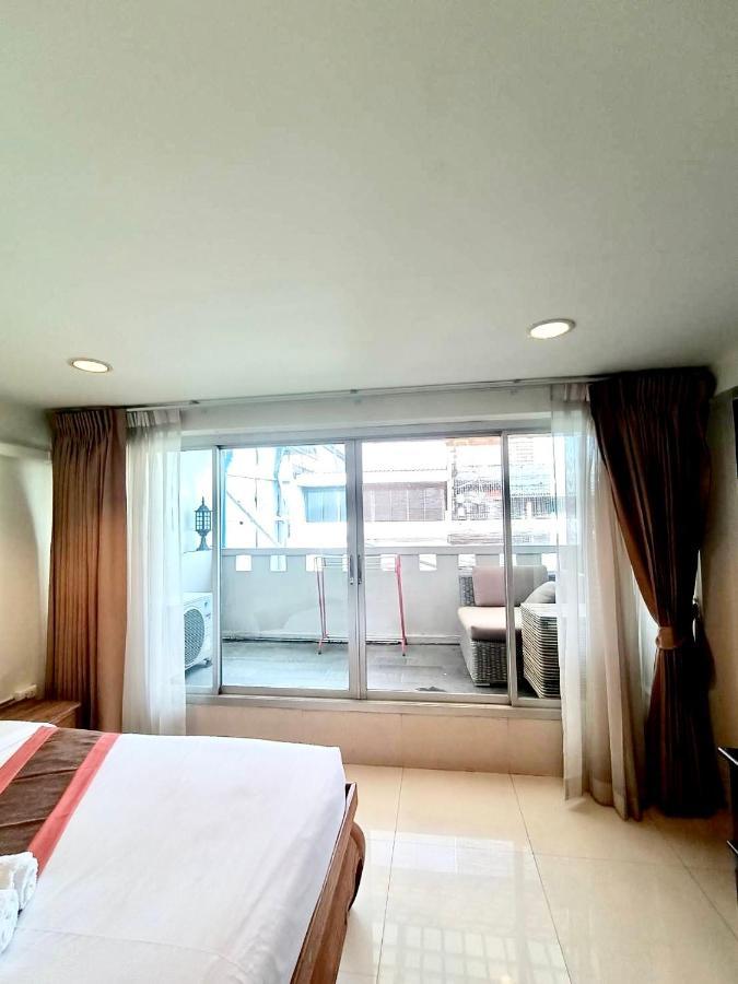 Apartment 39 Living *