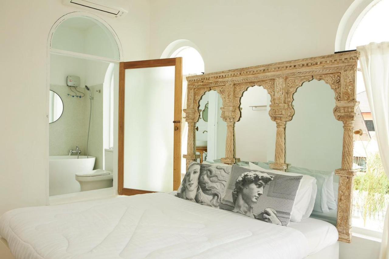 Arpo Pool Riverside Villa *
