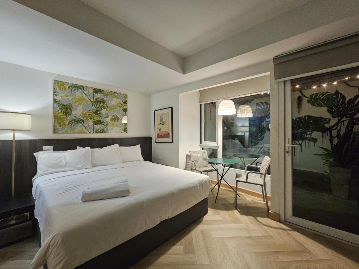Hotel Somewhere To Escape - Hometel 3*