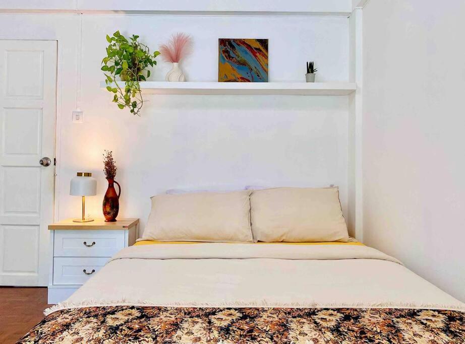 Flip Flop In Townhouse Holiday home Bangkok