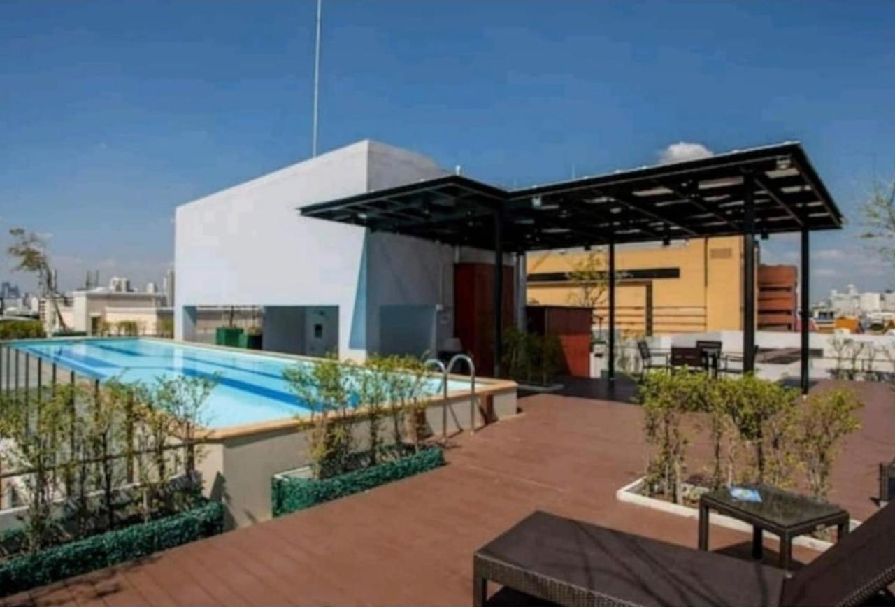 Free Airport Pick Up , 1 Bedroom 4 Mins From Bts Ekkamai Pangsapuri Bangkok