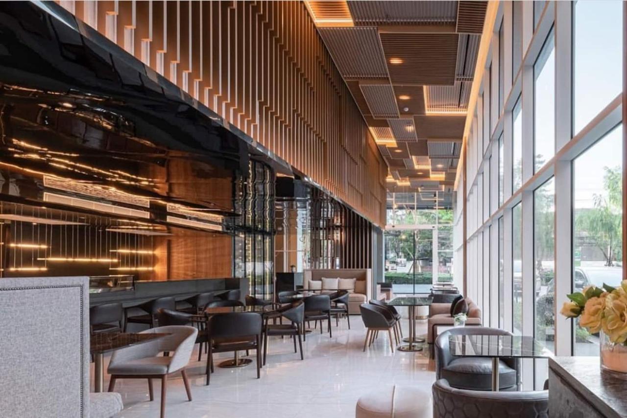 2 Bedroom Luxury 3 Min Walk From Bts Ekkamai * Bangkok
