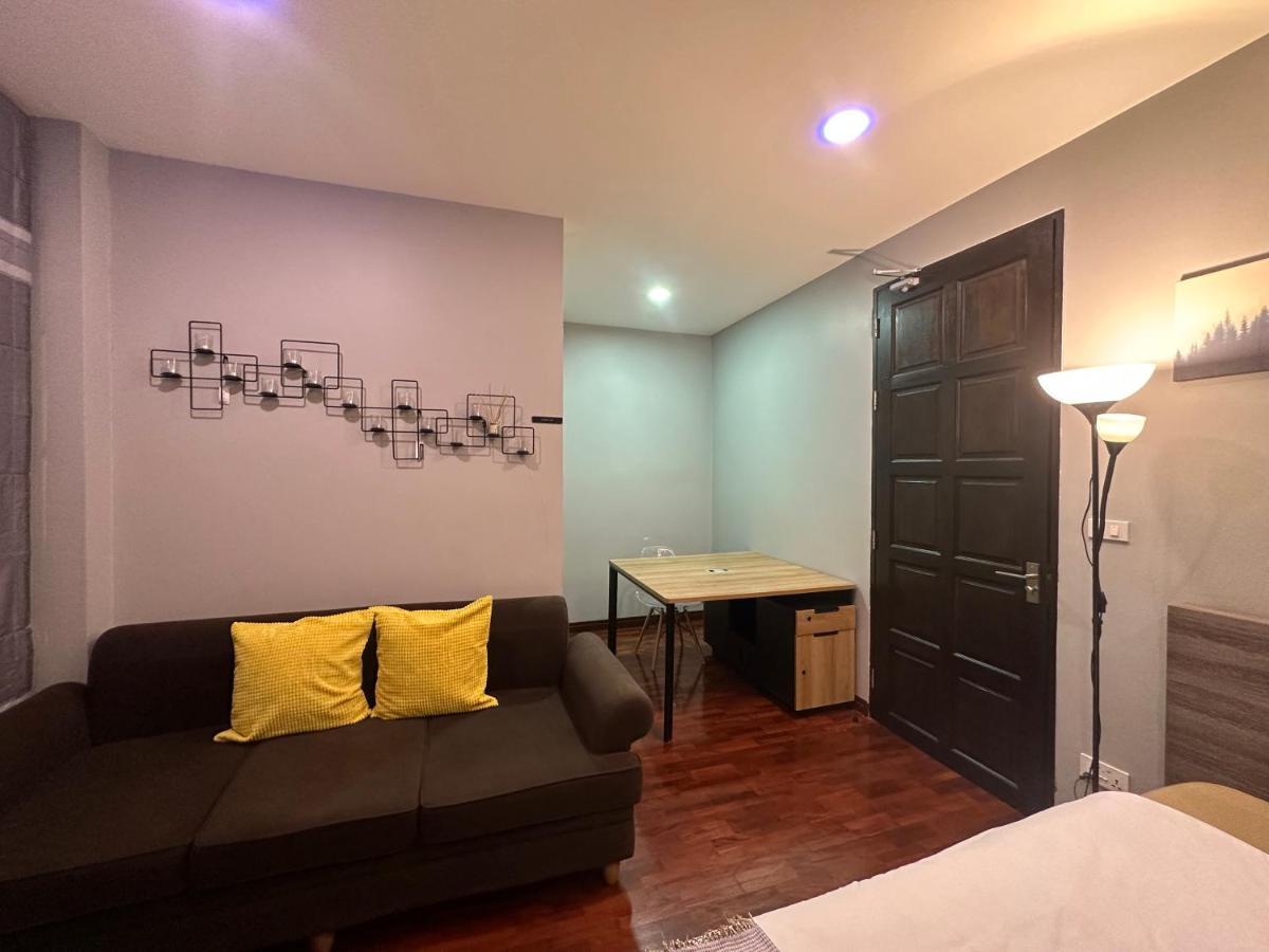 Pompom Apartment Bangkok