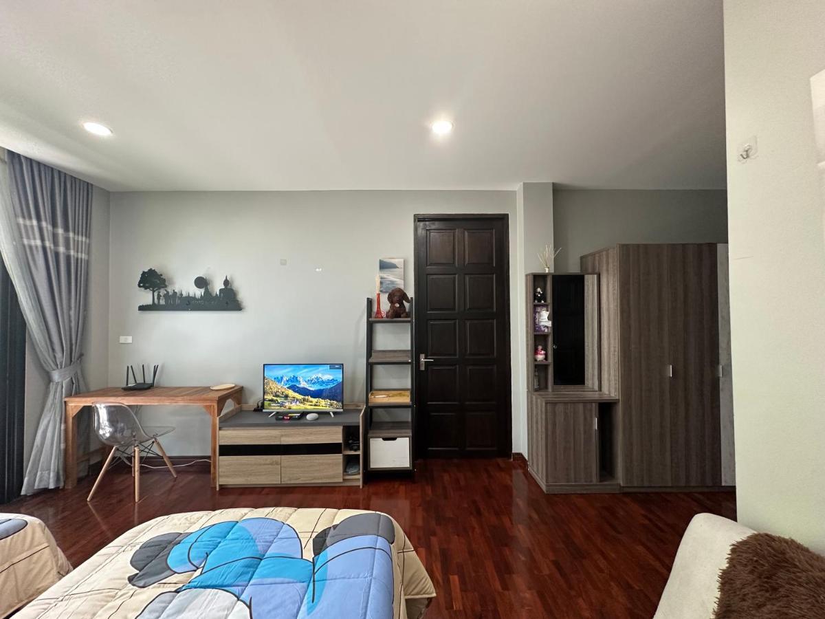 Pompom Apartment *