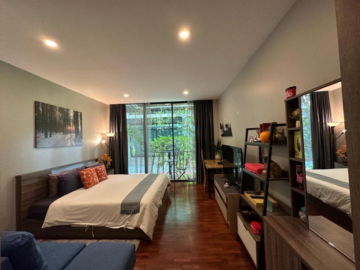 Pompom Apartment