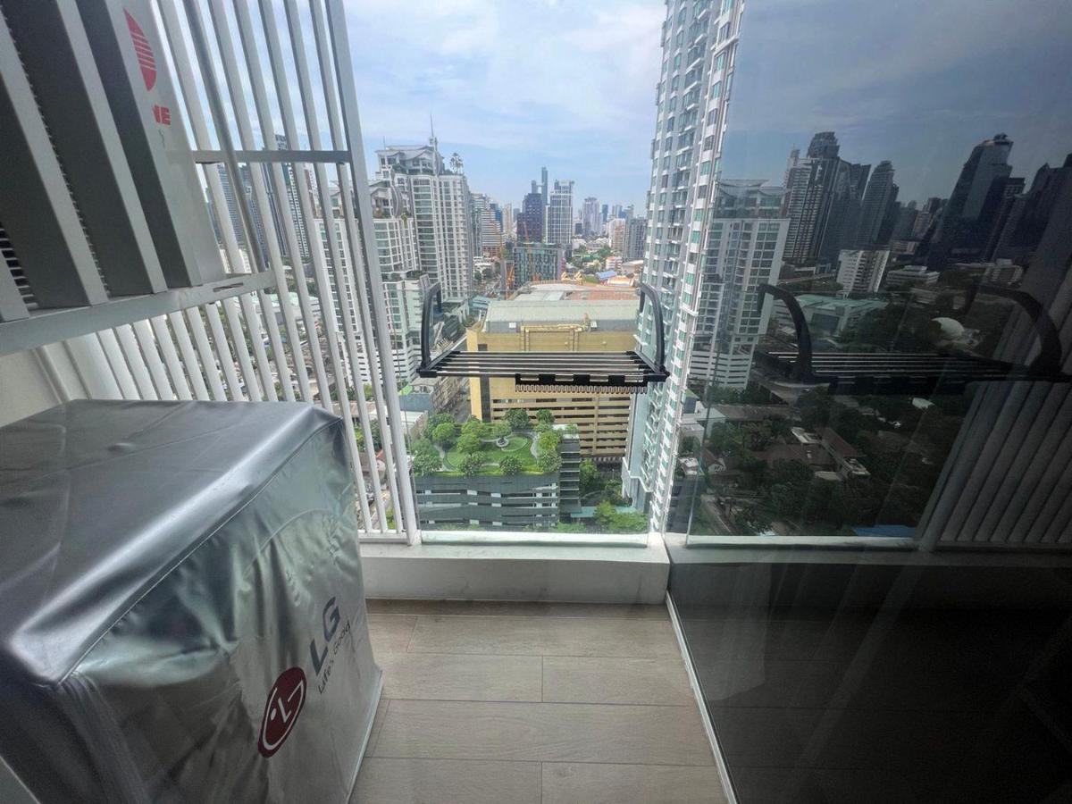 2 Bedroom Luxury 3 Min Walk From Bts Ekkamai