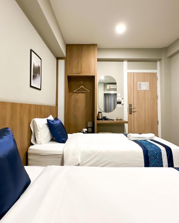 B Hotel 4*
