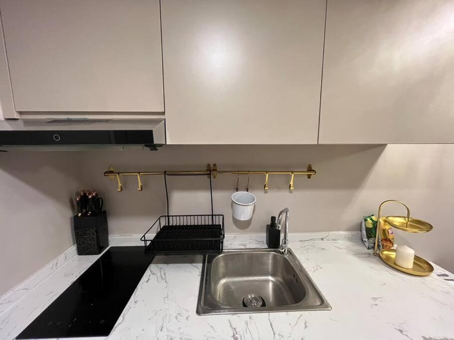 Apartment Maxxi Prime Ratchada - Sutthisan Near Jodfair Market *