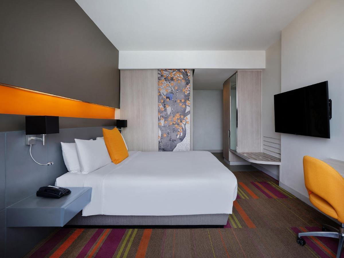 Mercure Siam Hotel 4*