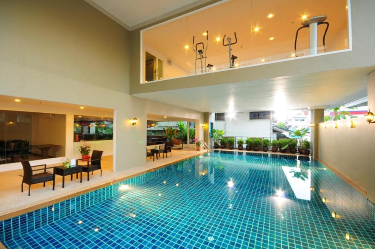 Boss Nana Hotel 4*