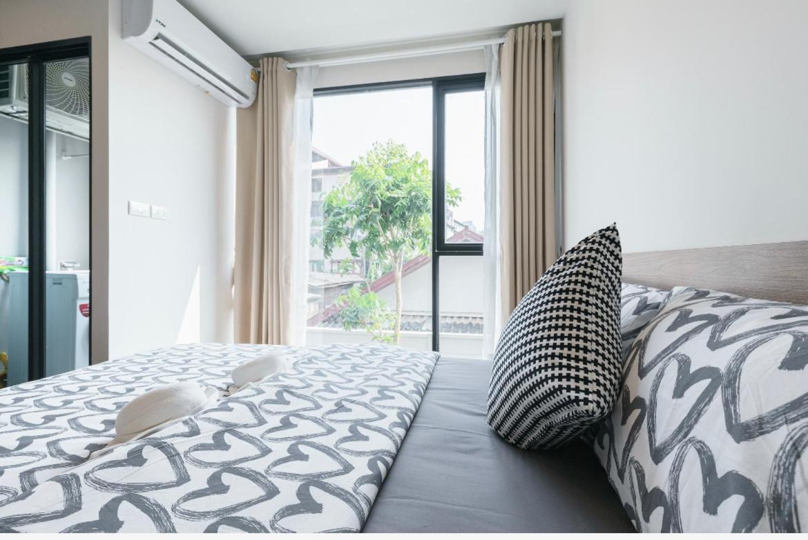 Apartment 沙吞sathon-charoen Nakhon精品公寓