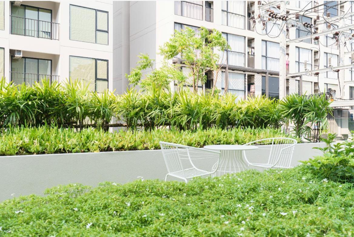 Apartment 沙吞sathon-charoen Nakhon精品公寓