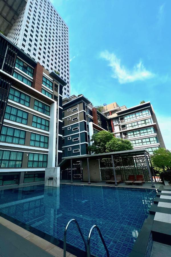 Hotel The Plimplace Bangkok