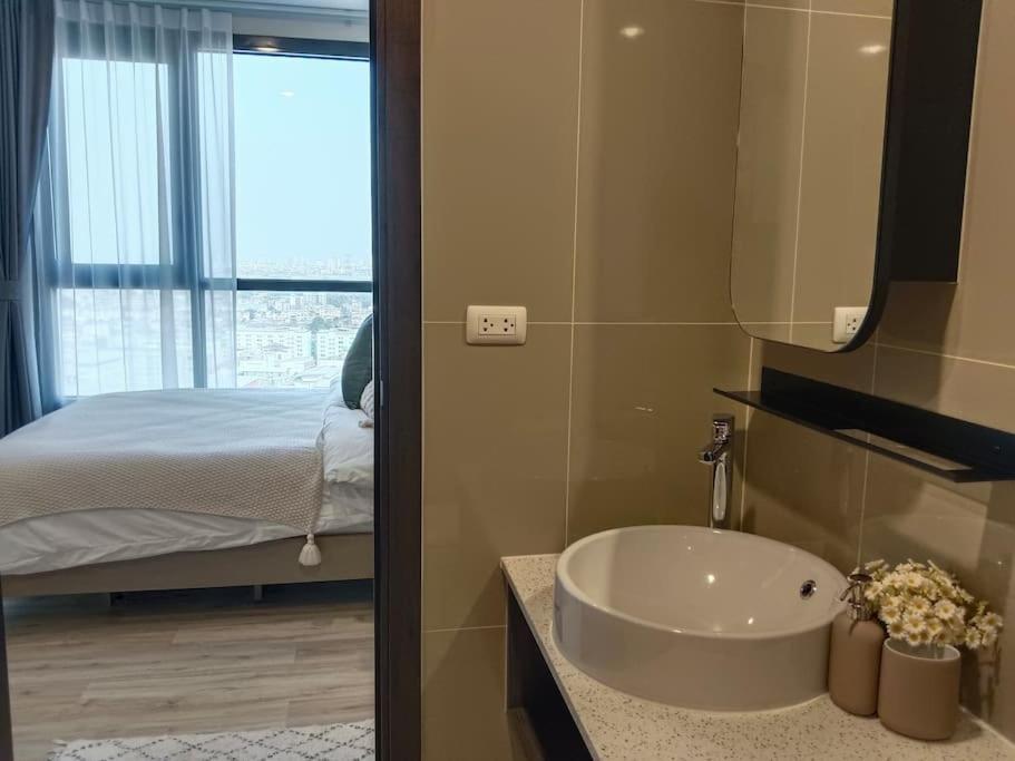 Apartment Xt Huaikhwang Bangkok