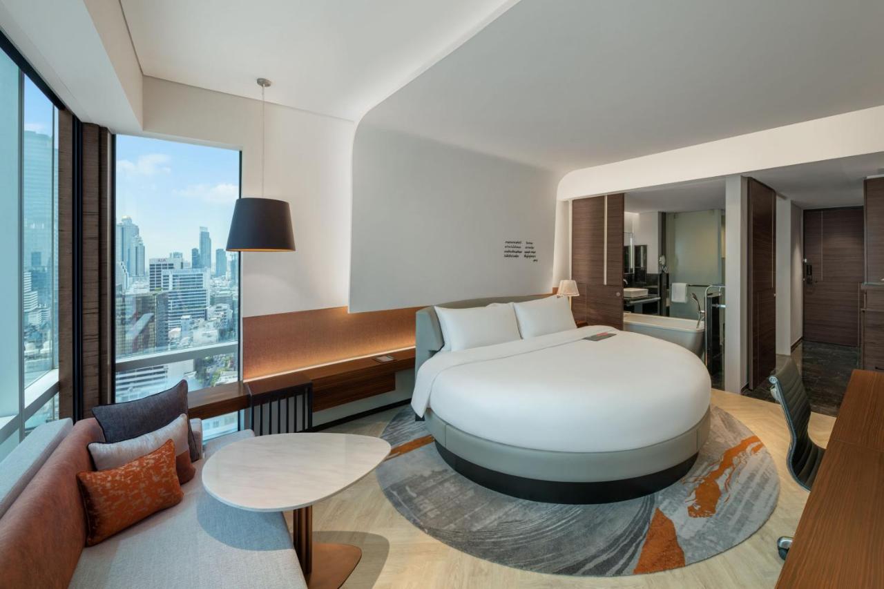 Le Meridien Hotel 5*