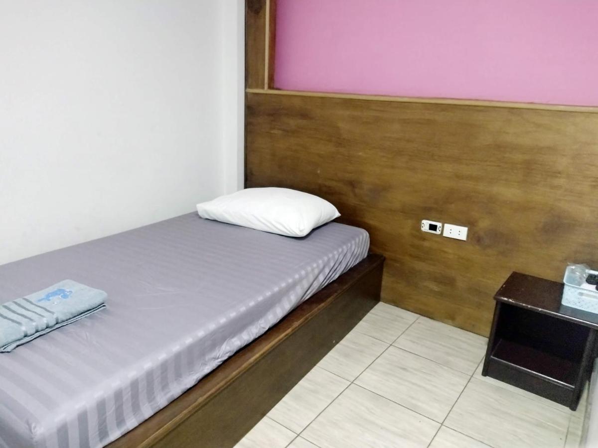 Friendly - Dmk Airport Hostel Bangkok