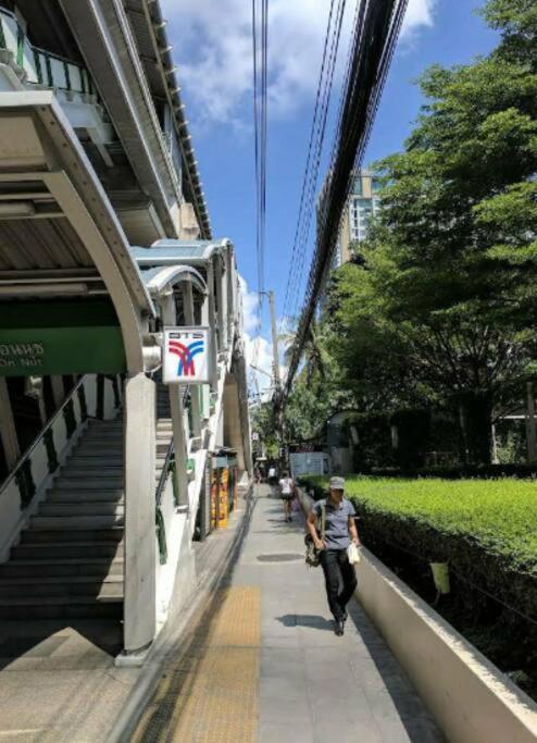 High-class 2bed Skyview Just 1-step From Bts Onnut Appartement *