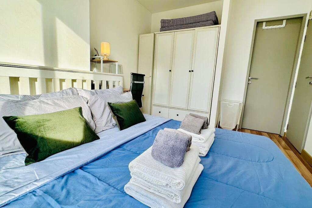 High-class 2bed Skyview Just 1-step From Bts Onnut Bangkok