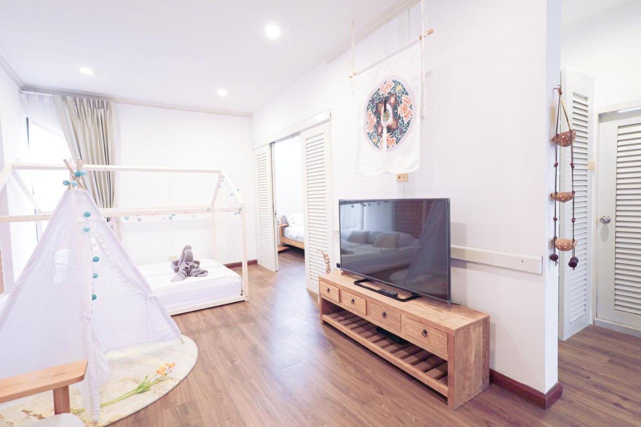 Ratchada Retreat Boutique 1