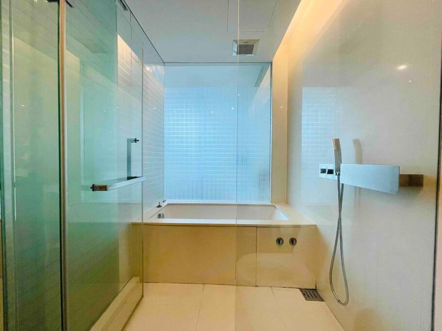 Luxurious In Prime Area Bangkok