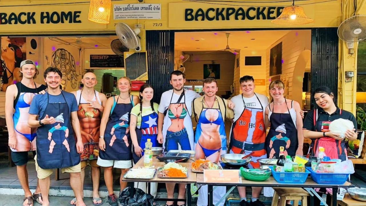 Hostel Back Backpackers