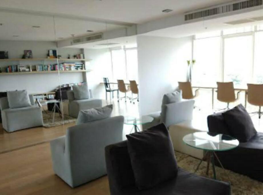 High-class 2bed Skyview Just 1-step From Bts Onnut Appartement Bangkok