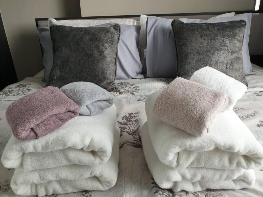High-class 2bed Skyview Just 1-step From Bts Onnut