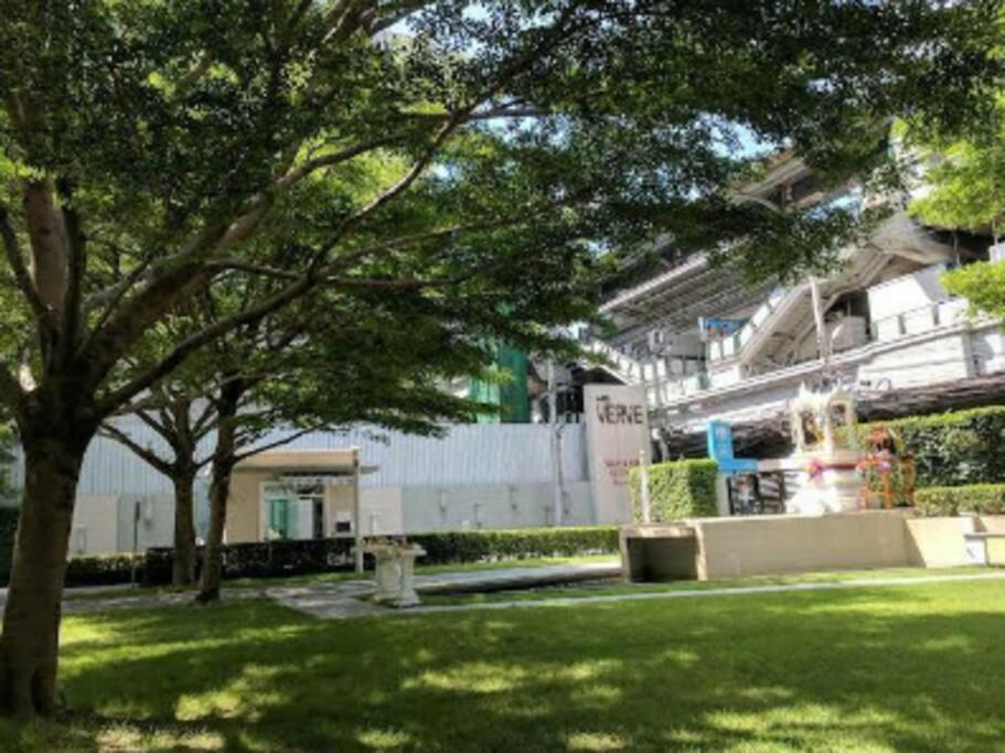 High-class 2bed Skyview Just 1-step From Bts Onnut
