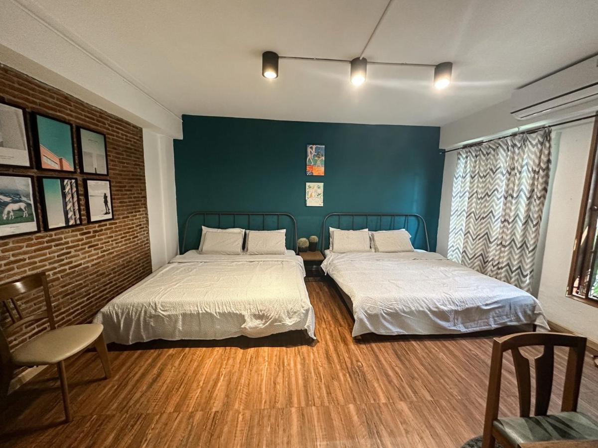 Guest house T-house Bkk 2floors Near Bts With Swimming Pool And Free Wifi