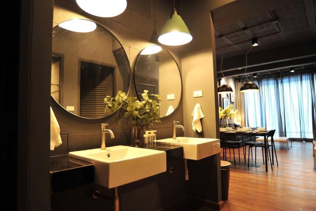 Stay-dium House Huamark Pangsapuri