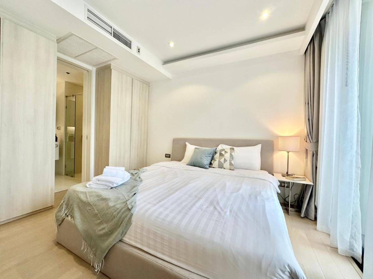 Sukhumvit 11#luxury#pool#gym#bts Nana&mrt Sukhumvit#1br#max4ppl Apartment *
