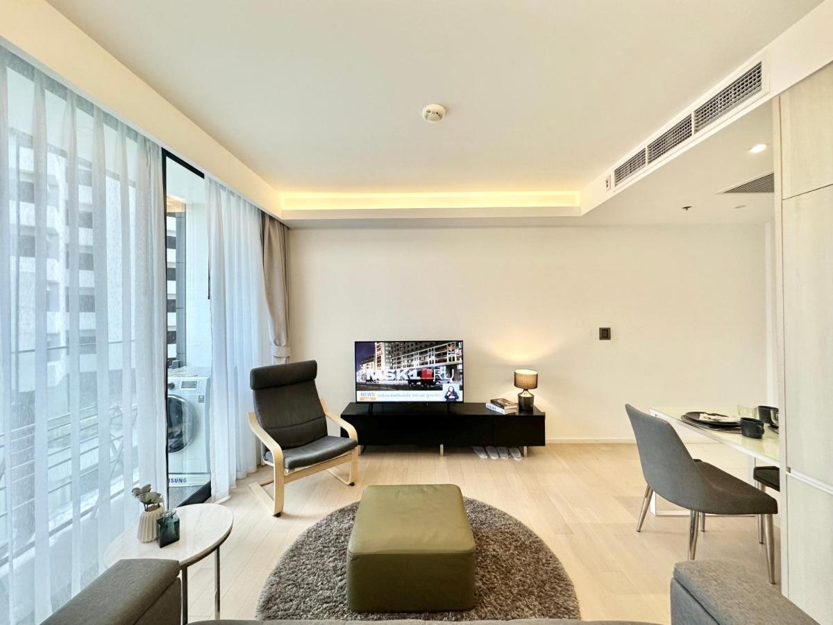 Sukhumvit 11#luxury#pool#gym#bts Nana&mrt Sukhumvit#1br#max4ppl * Bangkok