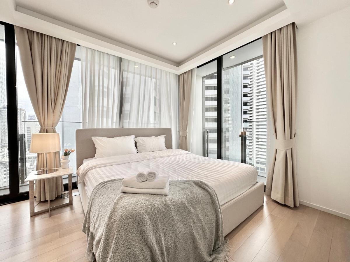 Sukhumvit 11#luxury#pool#gym#bts Nana&mrt Sukhumvit#1br#max2ppl Apartment