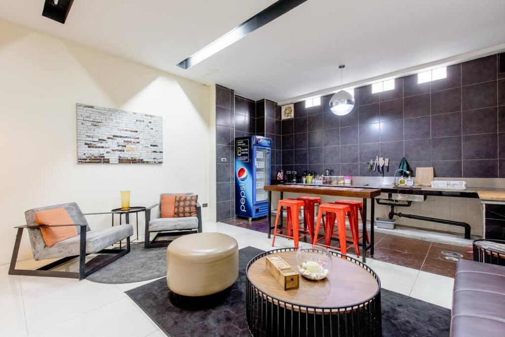 Homestay Cb's - Cheap Boutique