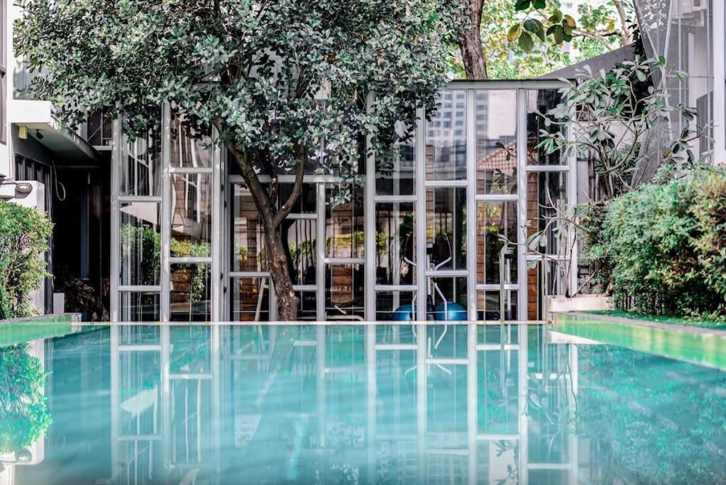 Bts Sukhumvit46 Deluxe 2 Bedroom 205 Apartment *