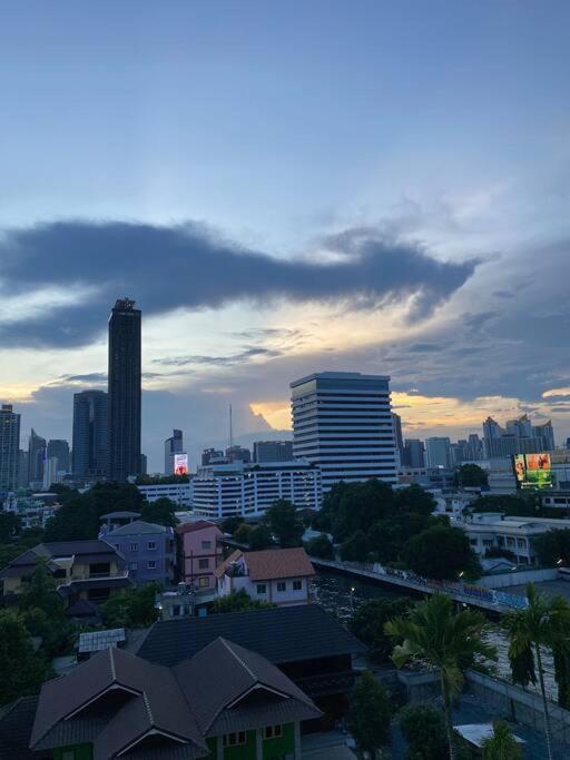 A Thonglor Au Coeur De * Bangkok