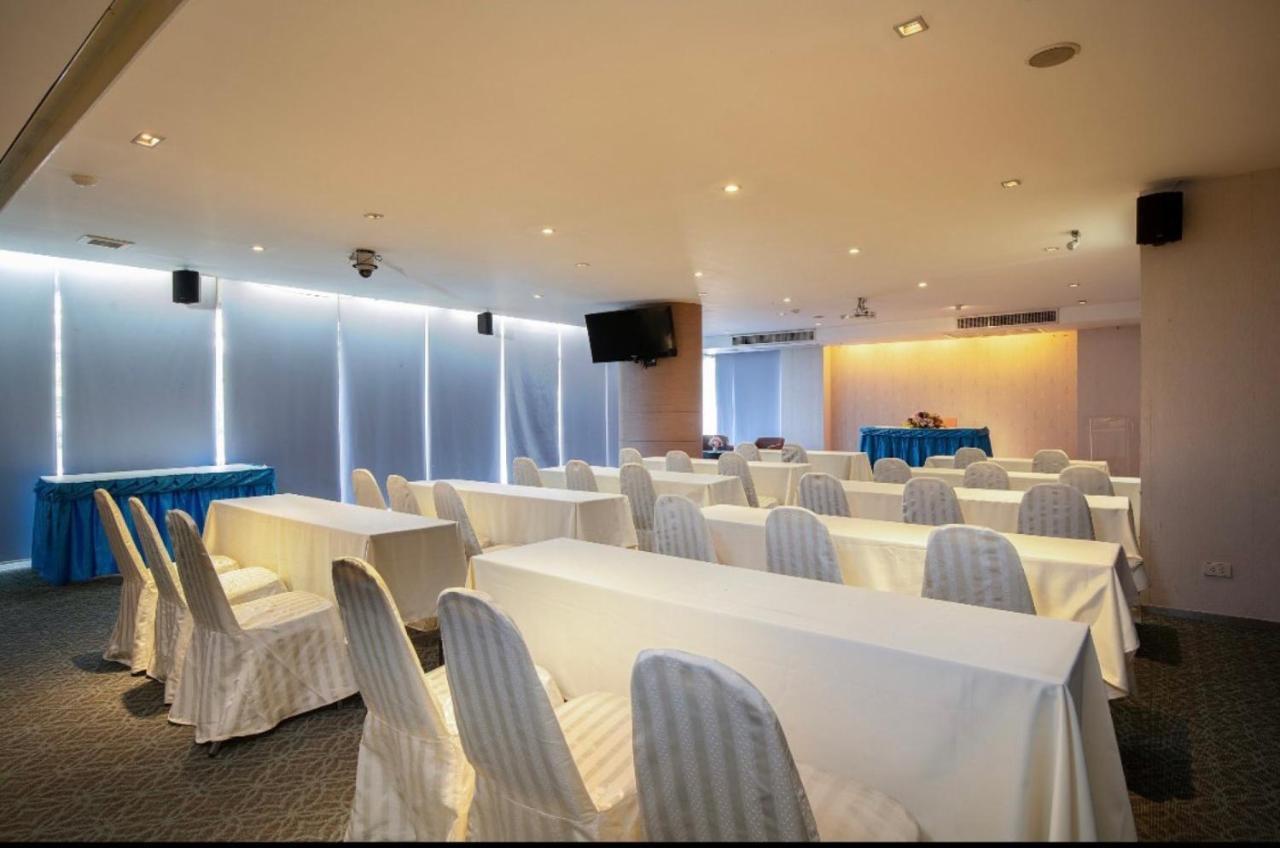 Veronica Hotel 3*