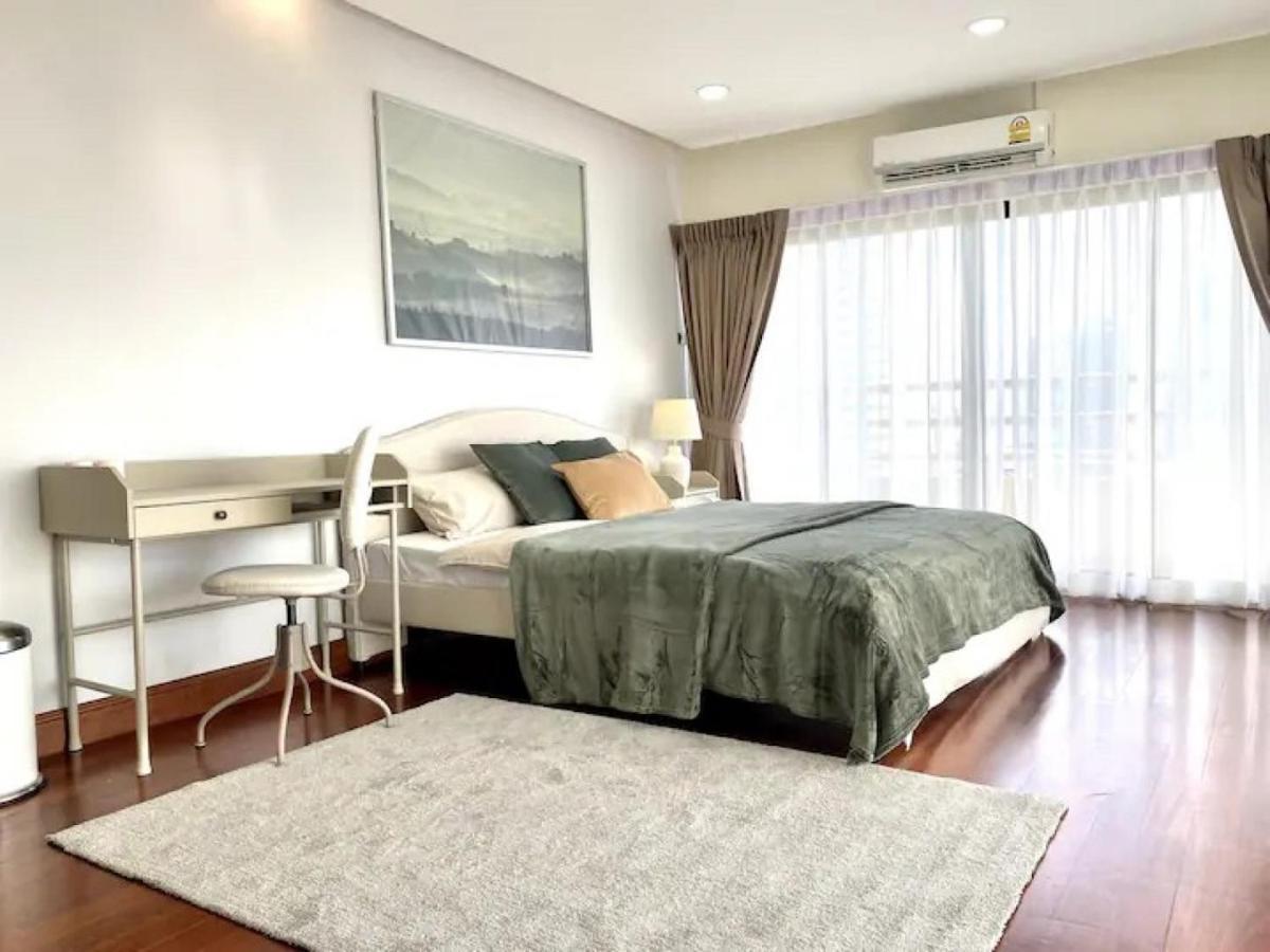 3 Bedroom Panoramic Penthouse With Kitchen Apartment *