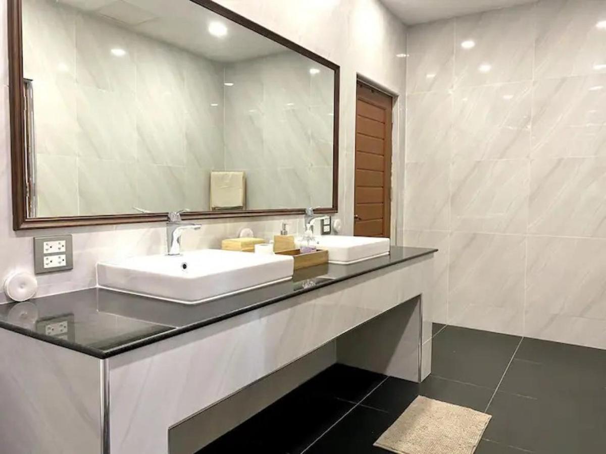 3 Bedroom Panoramic Penthouse With Kitchen * Bangkok