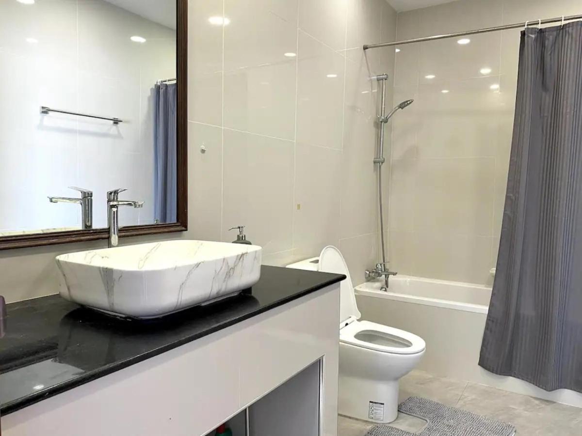 3 Bedroom Panoramic Penthouse With Kitchen Apartment Bangkok