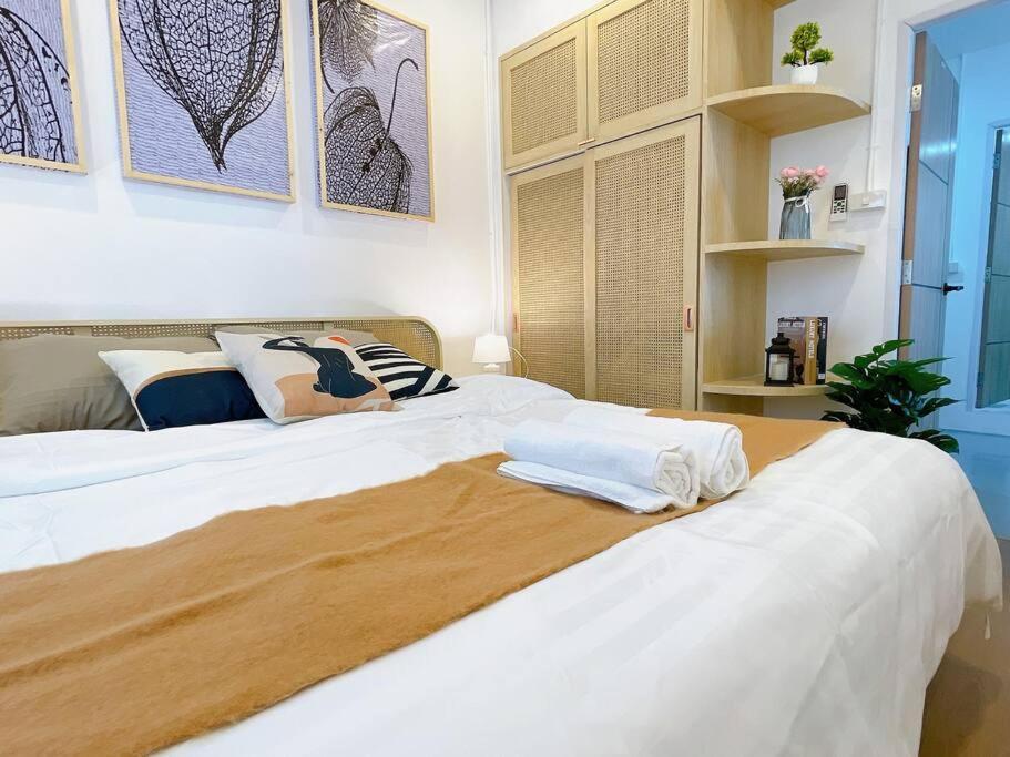 Relax Private Terrace&cozy Br,near Grand Palace Bangkok