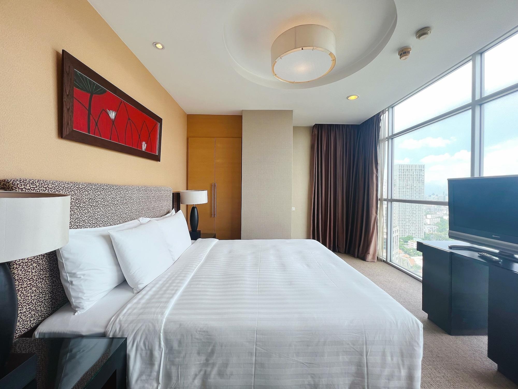 Urbana Sathorn Hotel, Hotel