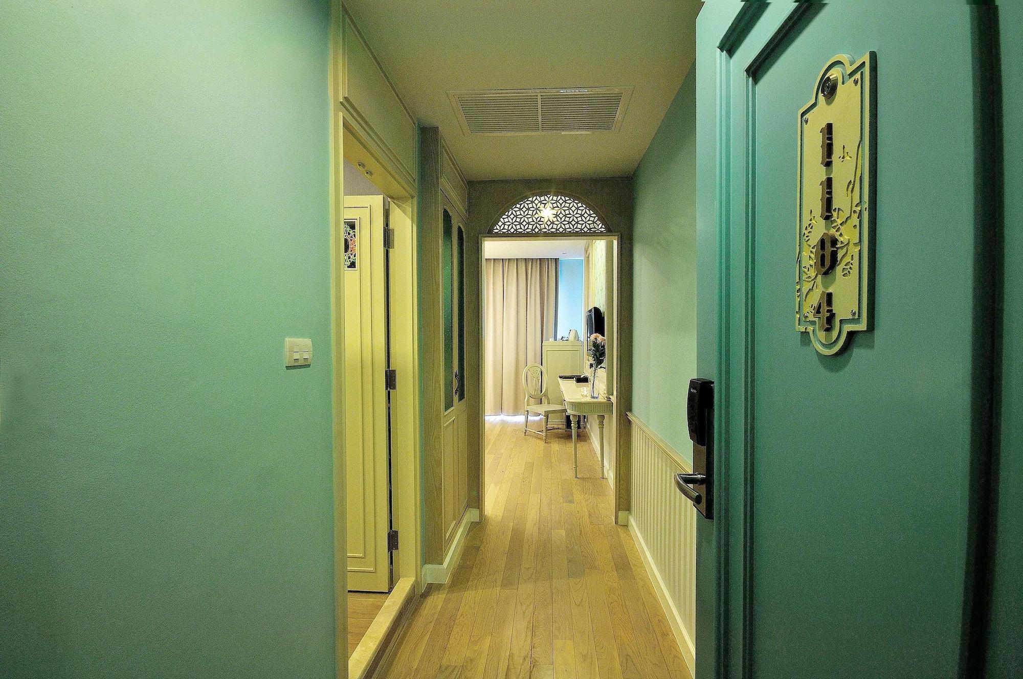 La Petite Salil Sukhumvit 11 4* Bangkok