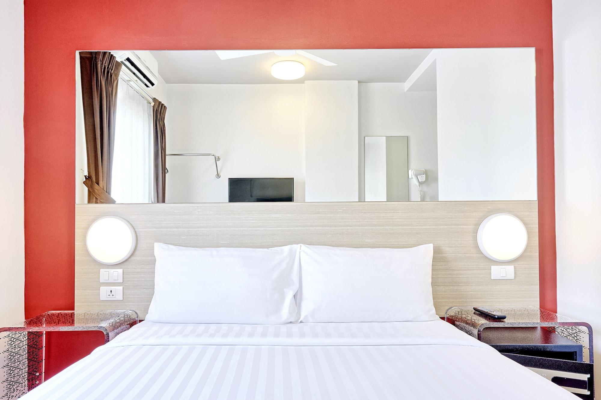 Red Planet Asoke - Sha Extra Hotel 3*