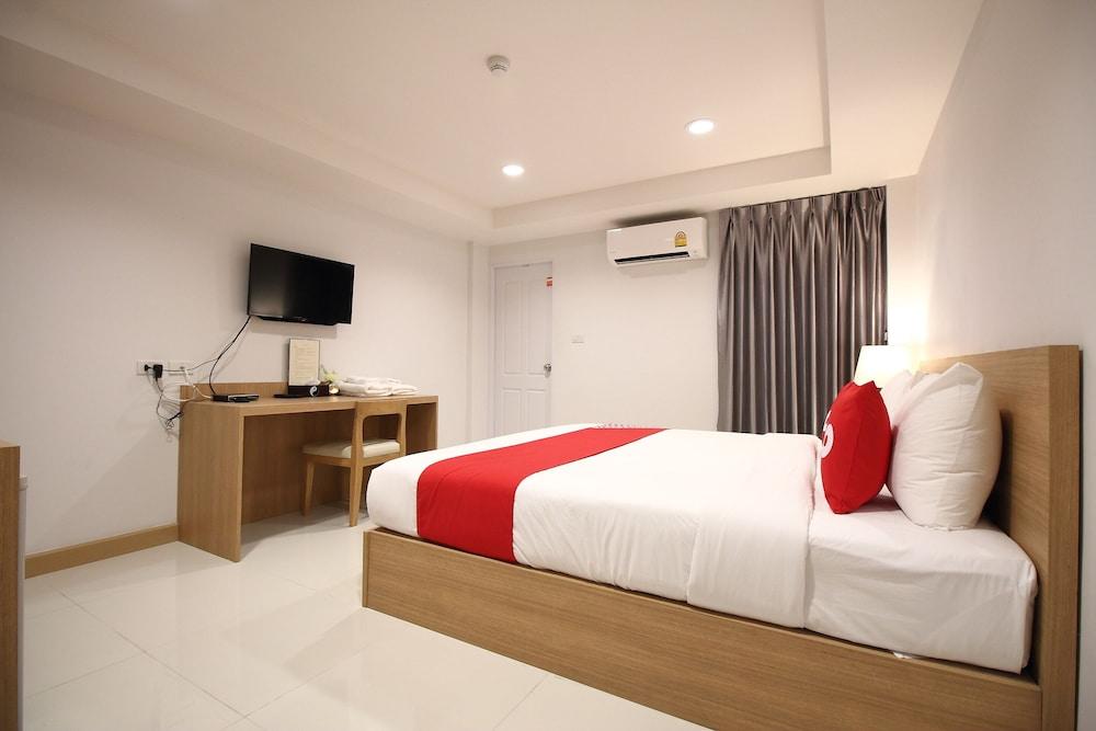 Super Oyo 484 Pannee Khaosan Sha Hotel