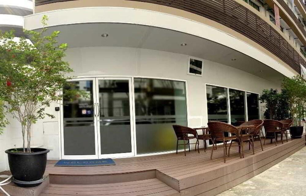 Nantra Silom Hotel