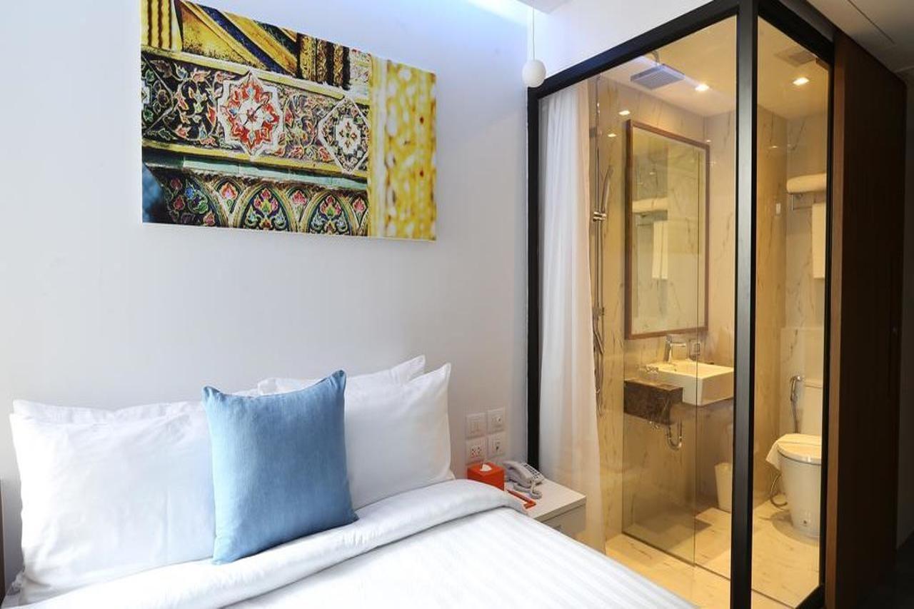 S Box Sukhumvit 3*