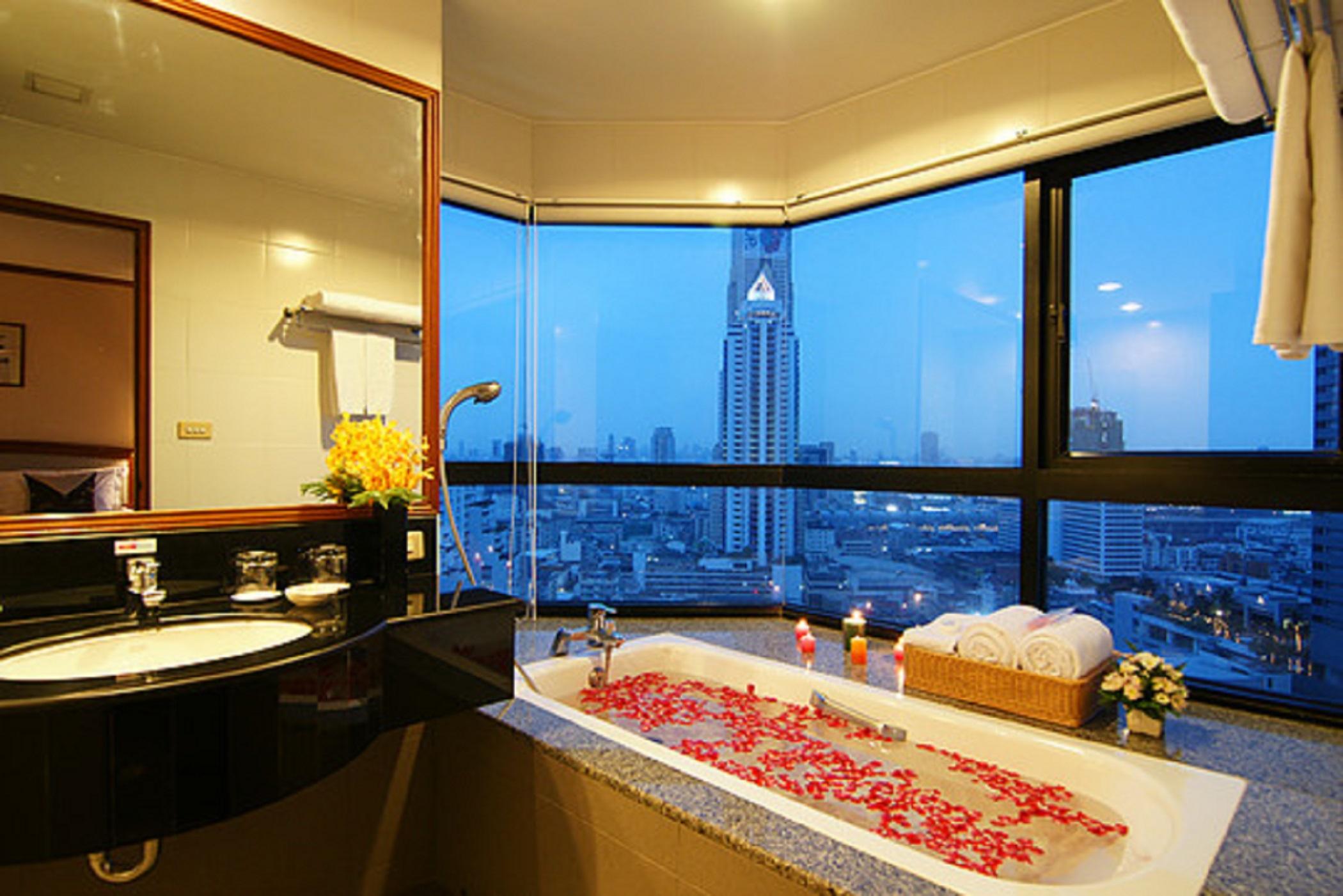 Grand Diamond 4* Bangkok