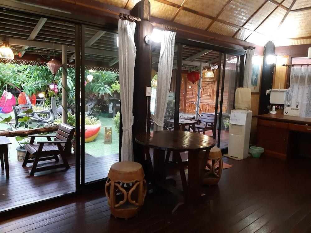 Resort Montri Donmuang Bangkok