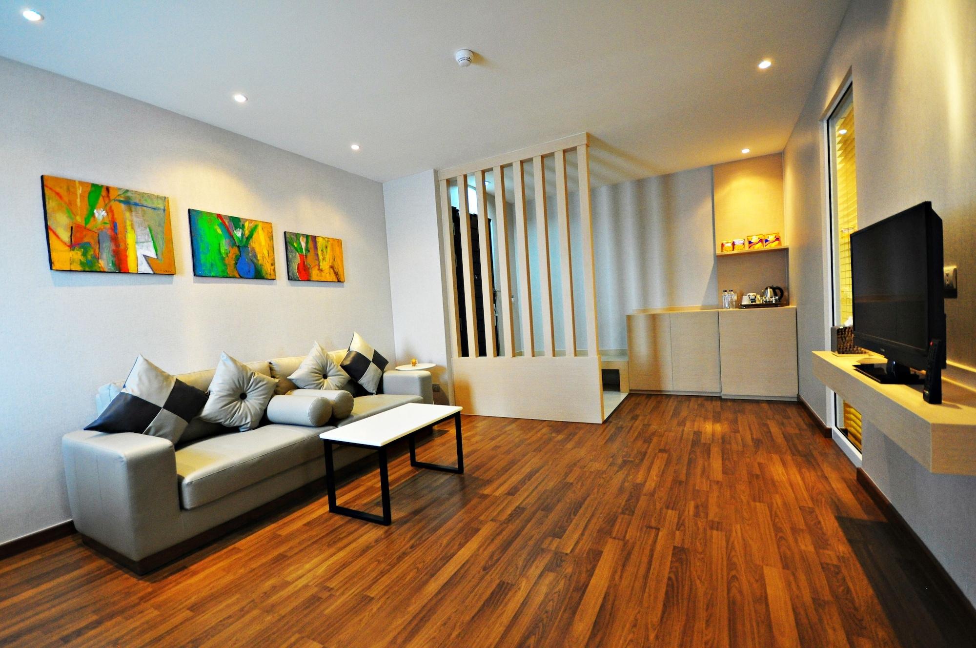 Hotel Parinda 4*